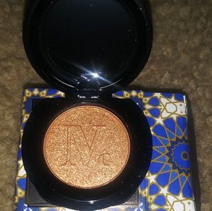 Nomad Intense Eyeshadow- Desert Sands